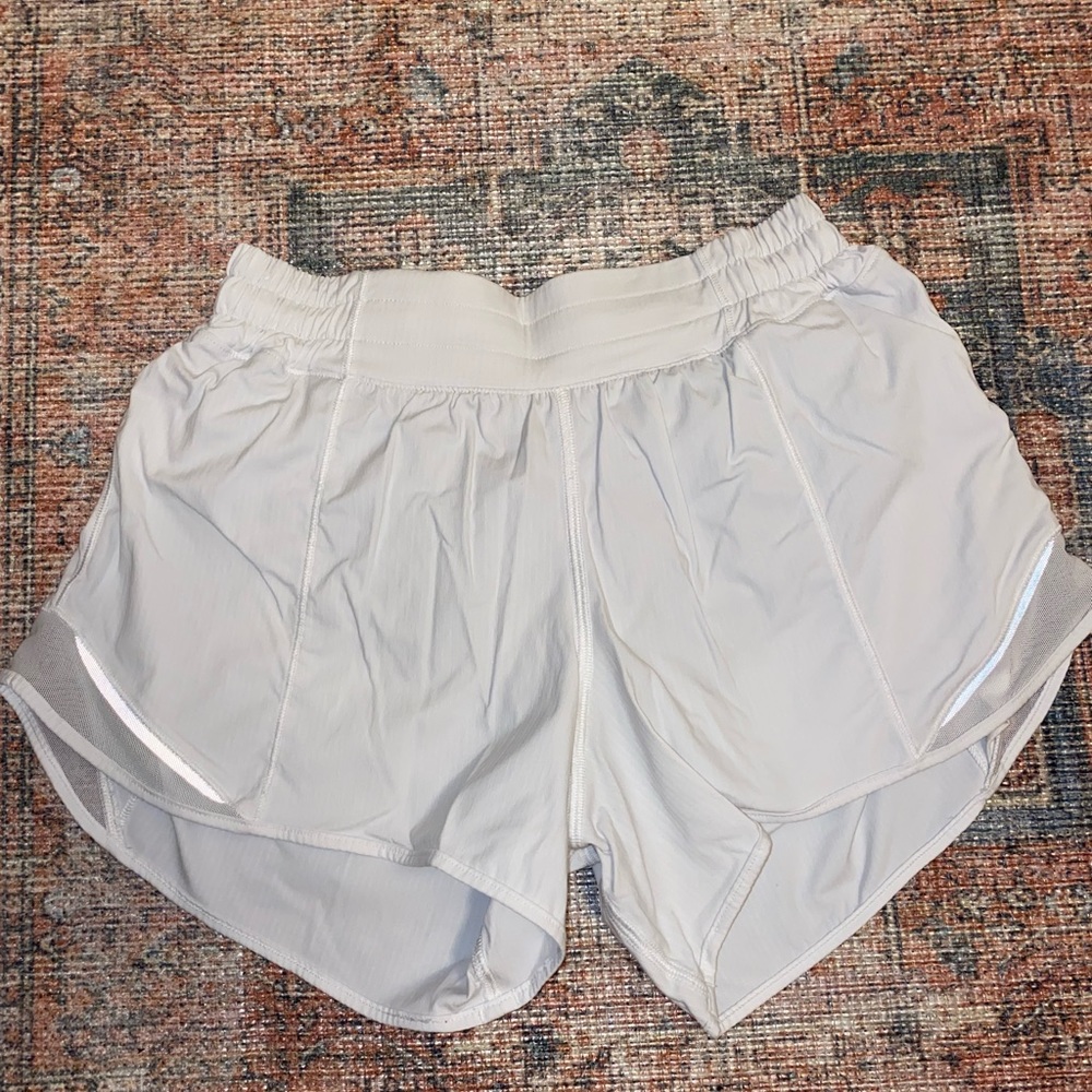 White Hotty Hot low-rise shirt 4”